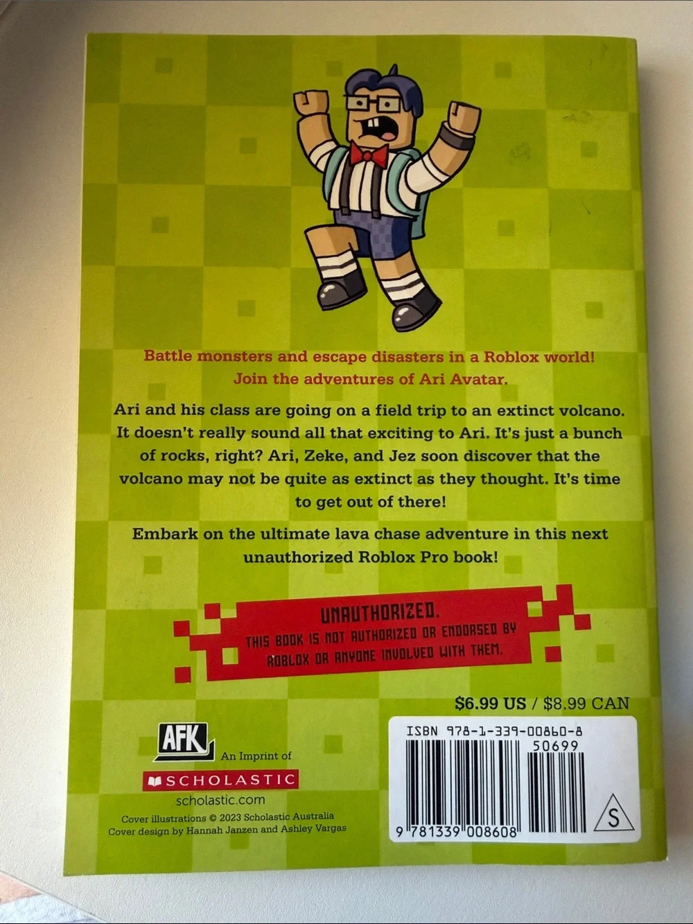 Roblox Book Bundle - Top Adventure Games Guide, Lava Chase and Mega Shark books